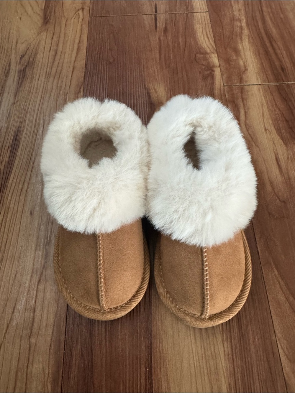 Kids Faux-Shearling Slippers in Chestnut Brown